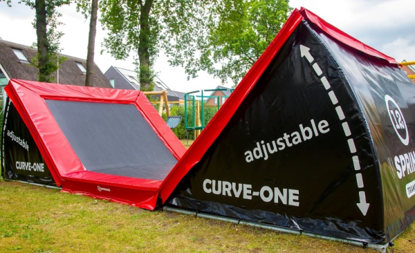 Trampolína Curve XL